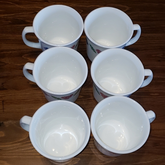 Vintage Corning Quilt Patchwork Mugs - Picture 3 of 10